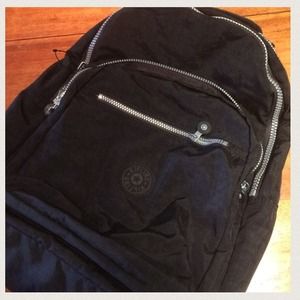 ⭐️ Classic Kipling Backpack