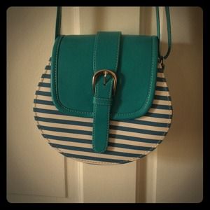 Trendy little crossbody.