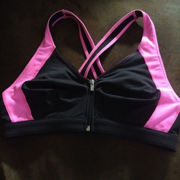 Victoria's Secret Tops - VICTORIA SECRET SPORTS BRA