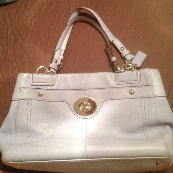 💥SALE💥Powder Blue Authentic Coach Purse