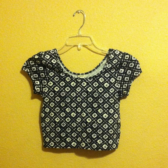 Crop Top.