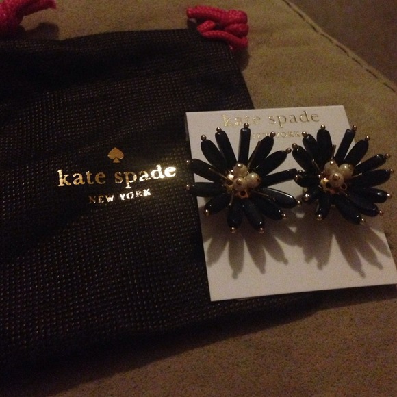 kate spade Jewelry - Kate Spade flower stud earrings