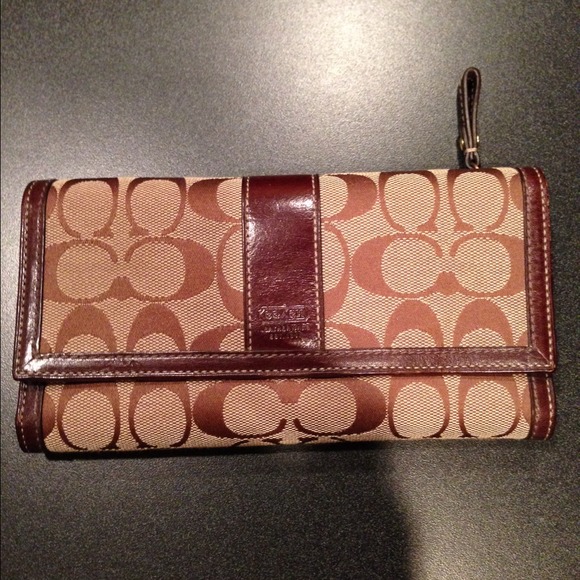 Coach wallet