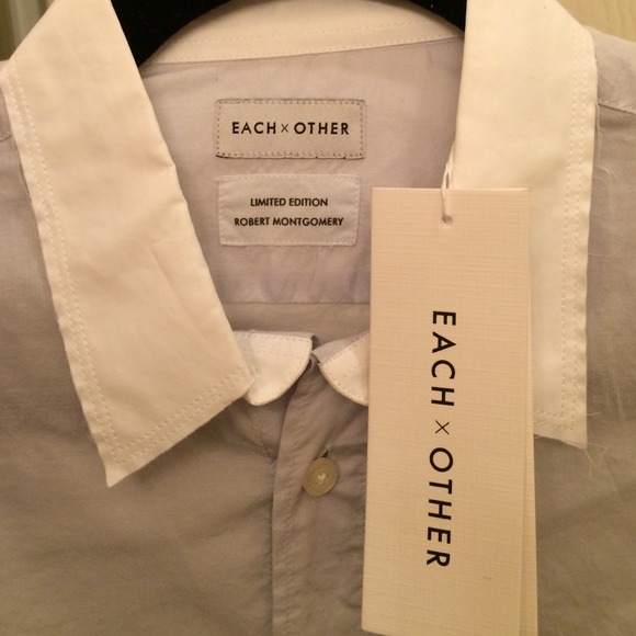 EachXother button up - Picture 2 of 3