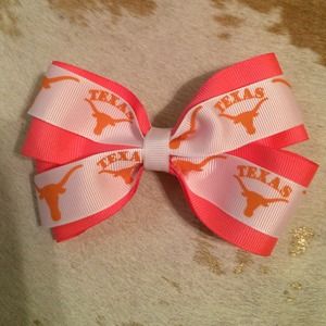 PINK UNIVERSITY OF TEXAS BOW