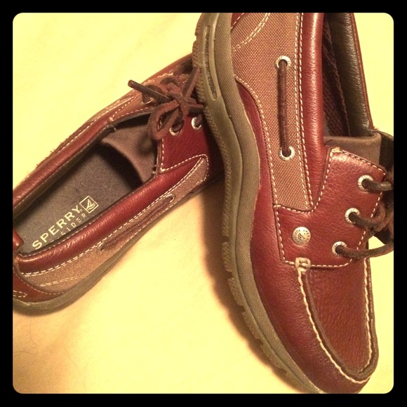 Never been worn SPERRY shoes!