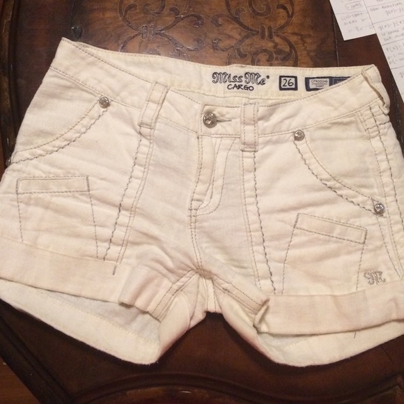 Miss Me Denim - Miss Me Cargo White Shorts