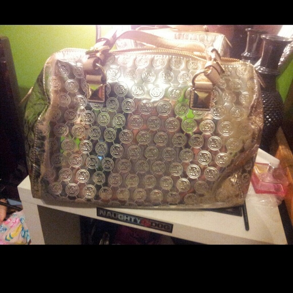 Michael Kors purse