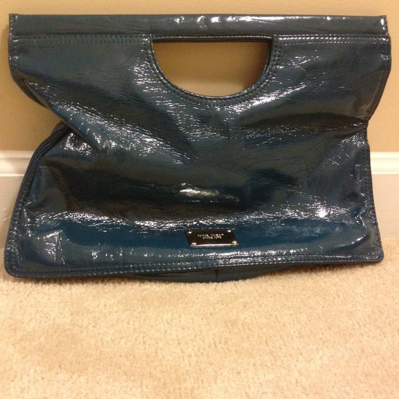 Adorable teal Nine West clutch
