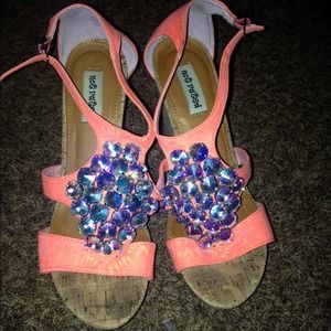 BKE coral wedges🌟