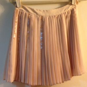 **SOLD**Club Monaco peachy nude skirt