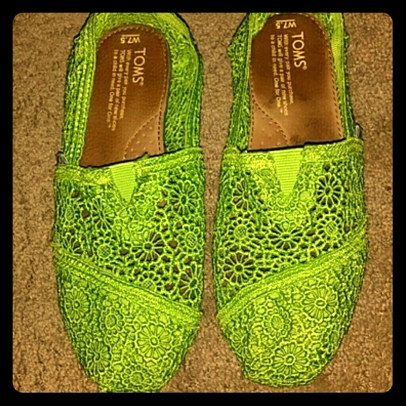 Lace Toms