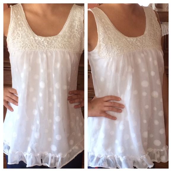 White Crochet and Polka Dot Tank Top - Picture 2 of 2