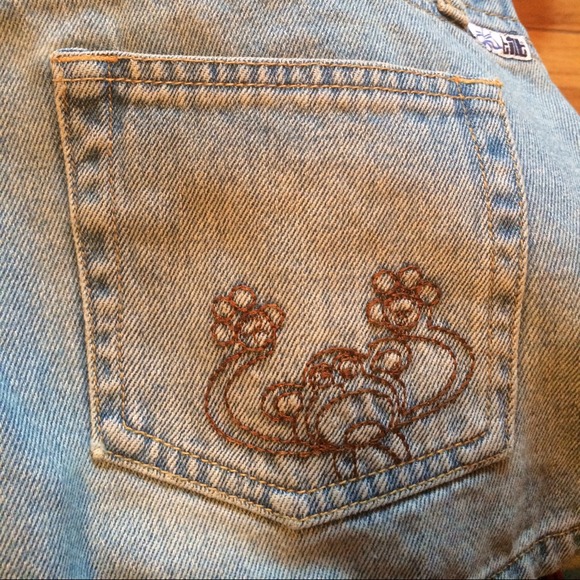 Monkey Embroidered Denim Shorts - Picture 2 of 2