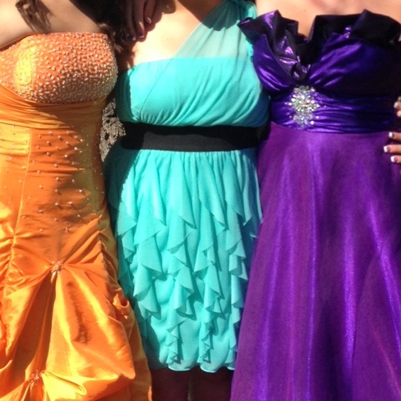 Blue ruffle dress - Picture 1 of 1