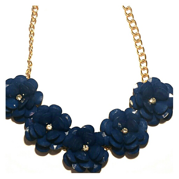 Blue flower statement necklace