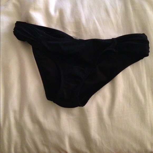 Normal black Victoria secret bottoms