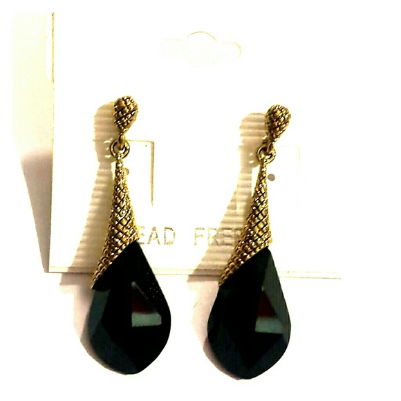 Black and gold earrings