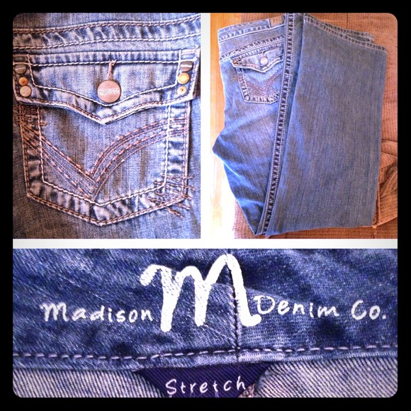Madison Denim Co. Light wash bootcut jeans 13/14