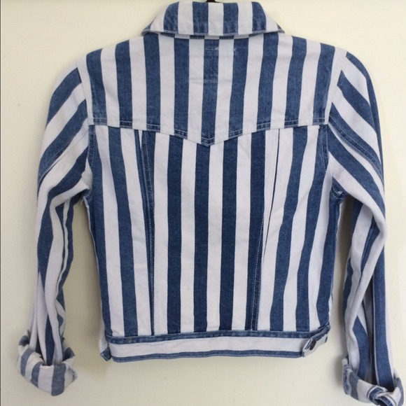 🔹SOLD🔹 Forever 21 Striped Jean Jacket - Picture 2 of 4