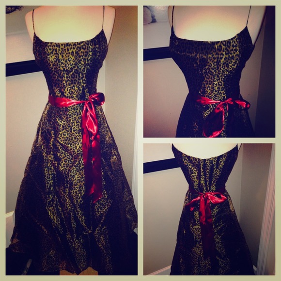 Retro leopard print dress