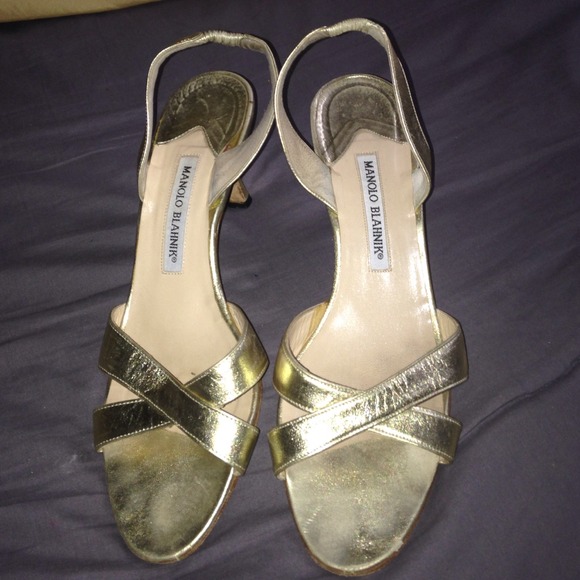 MANOLO BLAHNIK HEELS GOLD LEATHER SANDALS SZ 39 - Picture 1 of 4