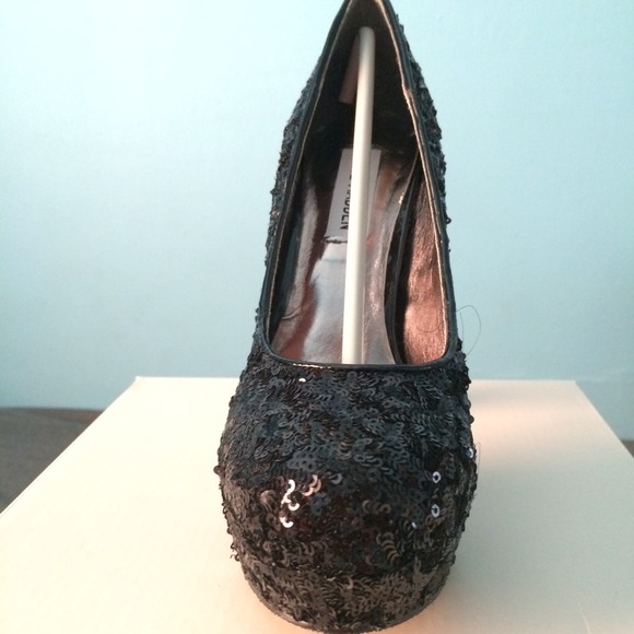 Sequin Heels! - Picture 4 of 4