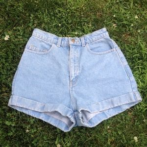AMERICAN APPAREL HIGH WAISTED DENIM SHORTS