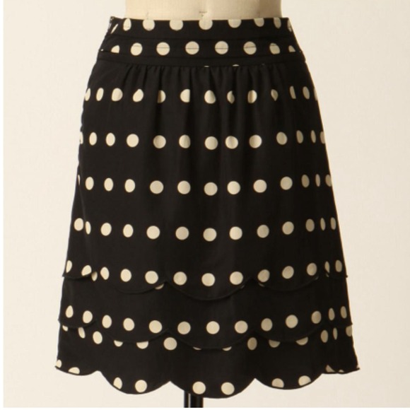 ••• BUNDLED ••• Anthropologie Scalloped Dots Skirt - Picture 3 of 4