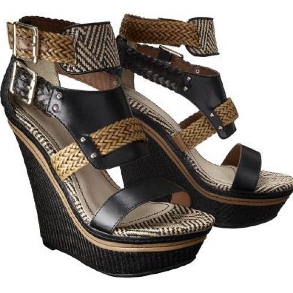 Mossimo Tebbe Tribal Wedge