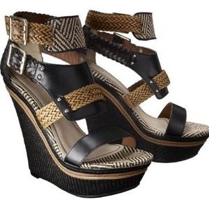 Mossimo Tebbe Tribal Wedge