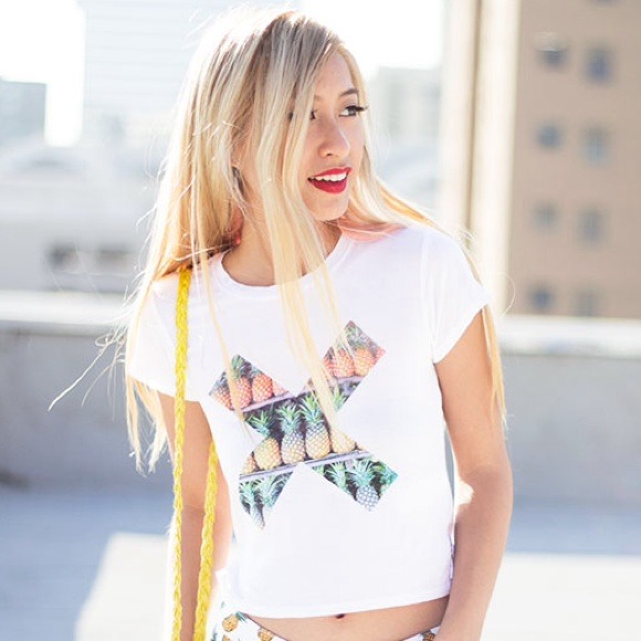 Brandy Melville pineapple X crop top. RARE!!!
