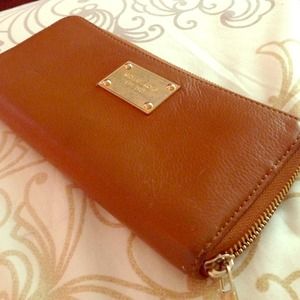 ✖️HOLD✖️ Authentic MK Wallet