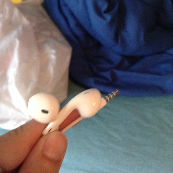Earbuds