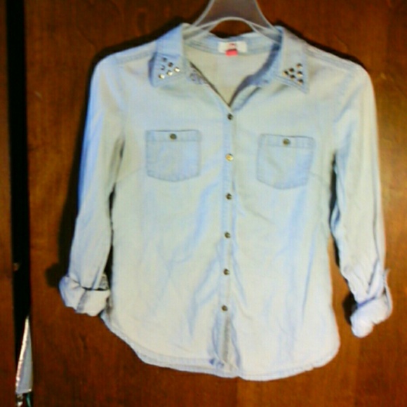 Chambray studded top - Picture 2 of 2
