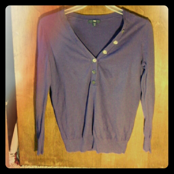 Purple button up GAP top