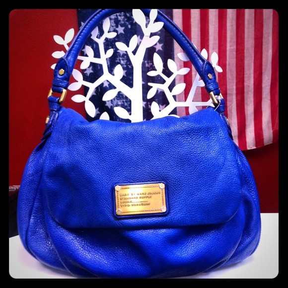 MARC BY MARC JACOBS electric blue classic Q