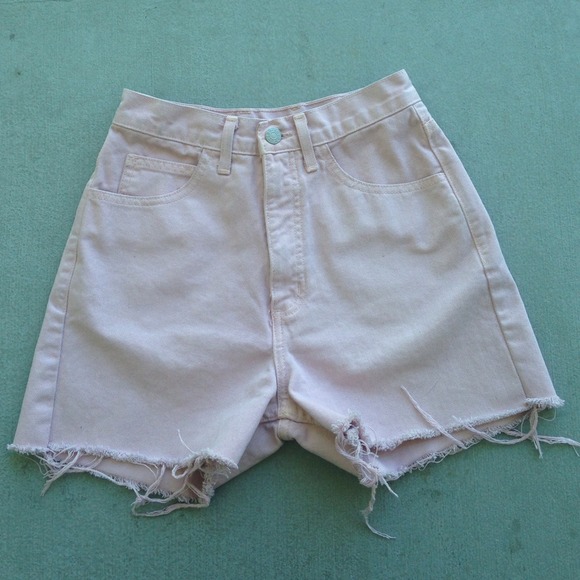 😋SOLD😋High waisted shorts!