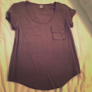 Lucy Love boutique cap sleeve top