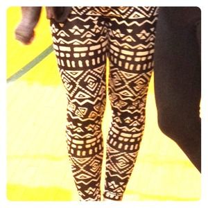 Forever 21 Aztec leggings.