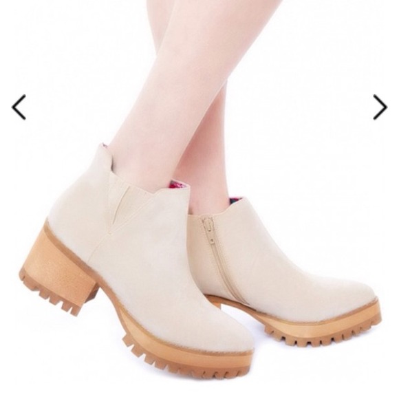 YRU ankle boots - Picture 1 of 2