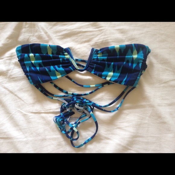 *SOLD* Acacia Swimwear Batu top Blue Cantik Size M