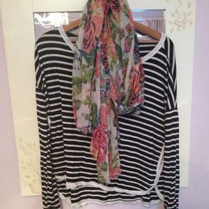 Striped long sleeve high low tee, w/ slits on side