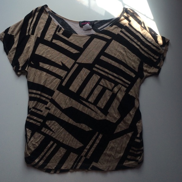 BUNDLE two shirts and one dress - Picture 3 of 4