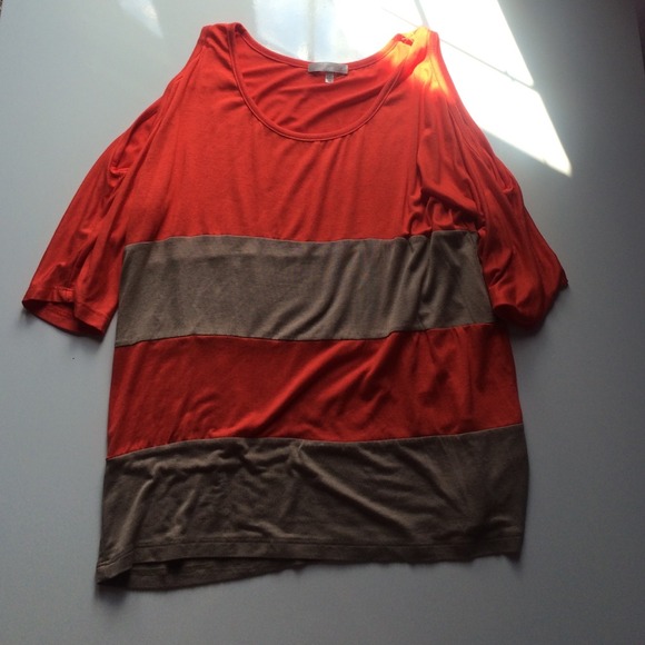 BUNDLE two shirts and one dress - Picture 4 of 4