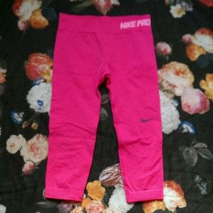 2013 Nike Pro Seamless Pink Capris