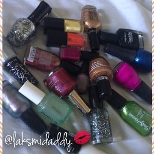 💅 Nail polish bundle w/ Betty Boop case