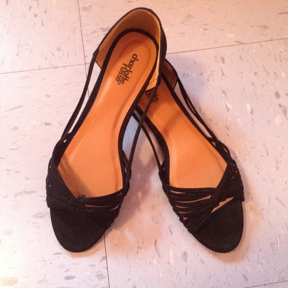 ❌BUNDLED 🎉HPx2 Black Strappy Peep Toe Flat🎉 - Picture 3 of 4