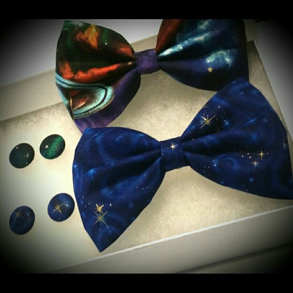 Galaxy Hair Bow Set w/ Matching Earrings - Picture 1 of 2