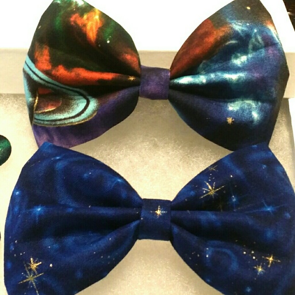 Galaxy Hair Bow Set w/ Matching Earrings - Picture 2 of 2